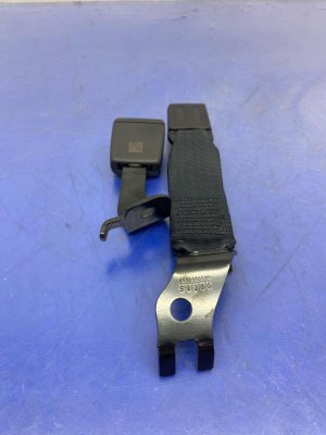 2017-2020 Maserati Levante Seat Belt Buckle - Rear, Left (Driver) (Used OEM)
