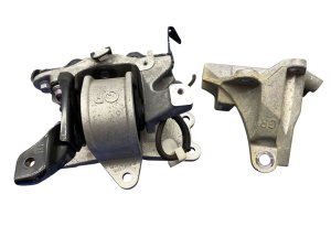 2020-2022 Toyota Highlander Engine Mount Support Bracket Set - Rear (Used OEM)