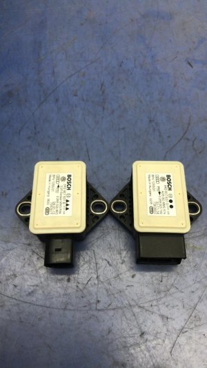 2013-2017 Audi A5 Yaw Rate Sensor Set (Used OEM)