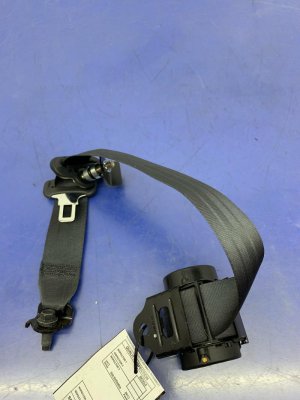 2017-2023 Honda Ridgeline Black Center Seat Belt Assembly - Rear, Right (Passenger) (Used OEM)