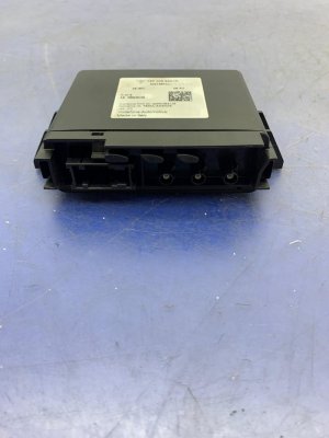 2017 Porsche 911 Vehicle Tracking System Control Module (Used OEM)