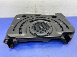 2017-2024 Maserati Levante Harman Kardon Subwoofer Assembly - Rear (Used OEM)