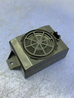 2022-2024 Audi e-tron GT Parking Aid Alarm Buzzer Speaker (Used OEM)