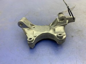 2017-2020 Genesis G80 Support Bracket Mount - Front (Used OEM)