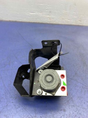 2014-2020 Maserati Ghibli ABS Pump and Control Module (Used OEM)