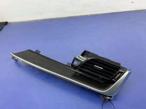 2021-2023 Nissan Rogue Dashboard Air Vent Grille Panel with Wood Trim - Front (Used OEM)