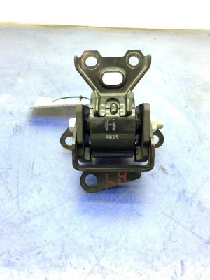 2011-2024 Mitsubishi Outlander Sport Front Engine Mount Bracket (Used OEM)