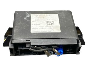 2015-2018 Porsche Cayenne Navigation Command Control Module (Used OEM)