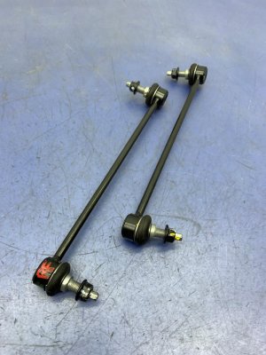 2022-2025 Kia Carnival Stabilizer Bar End Link Set - Front, Left (Driver) (Used OEM)