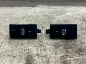  BMW 7 series Dome Light and Courtesy Lamp Set - Rear (Used OEM)
