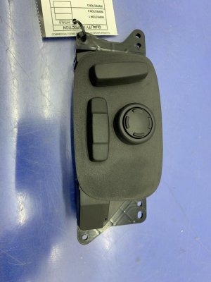 2014-2022 Jeep Grand Cherokee Ebony (Black) Front Upper and Lower Leather Seat Cushion Set (Used OEM)