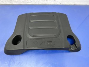 2022-2023 Jeep Wagoneer Black Engine Appearance Cover Assembly (Used OEM)
