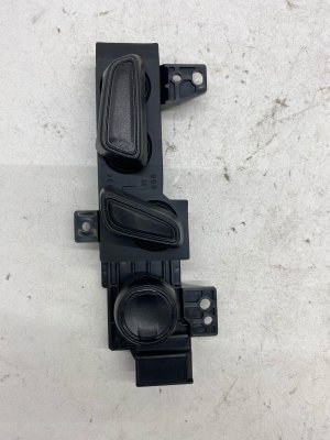 2024-2025 Toyota Grand Highlander 8-Way Power Seat Switch - Front (Used OEM)