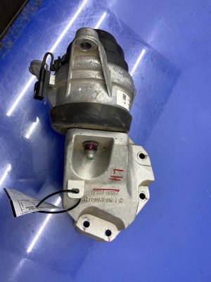 2021-2024 Genesis GV80 Engine Motor Frame Mount Bracket (Used OEM)