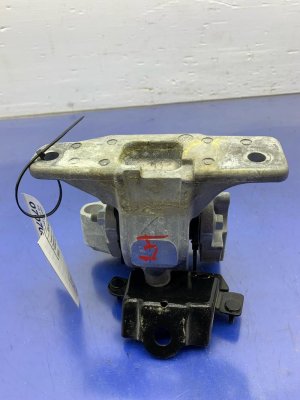 2021-2023 Toyota Sienna Engine Mount Bracket Support (Used OEM)