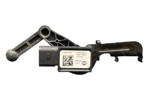 2024-2025 Tesla Cybertruck Suspension Height Level Sensor - Front (Used OEM)