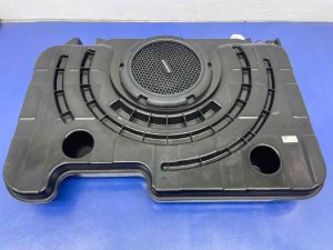 2017-2024 Maserati Levante Harman Kardon Subwoofer Speaker - Rear (Used OEM)