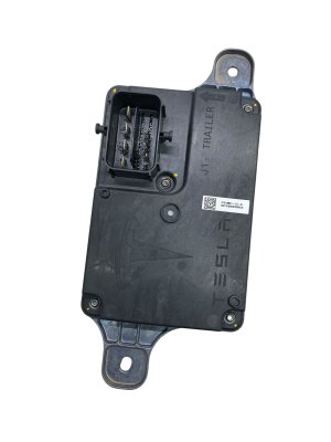 2024-2025 Tesla Cybertruck Trailer Towing Control Module - Rear (Used OEM)