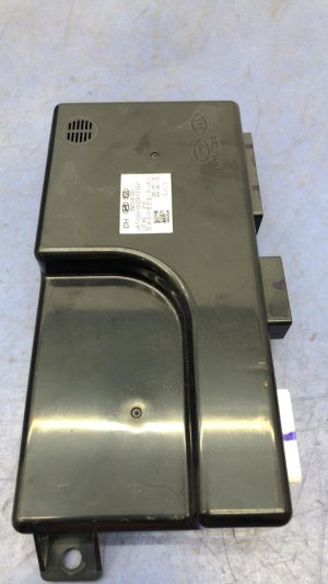 2018-2020 Genesis G80 Seat Memory Control Module - Front, Left (Driver) (Used OEM)