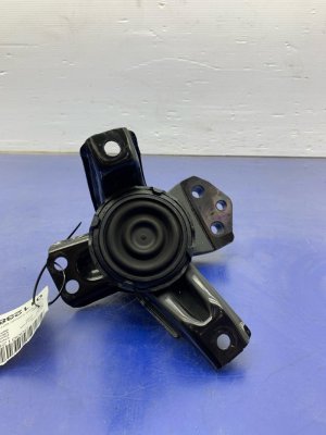 2020-2024 Kia Telluride Engine Mount Support Bracket (Used OEM)