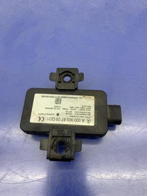 2017-2019 Mercedes-Benz E500 Tire Pressure Monitoring System Control Module (Used OEM)