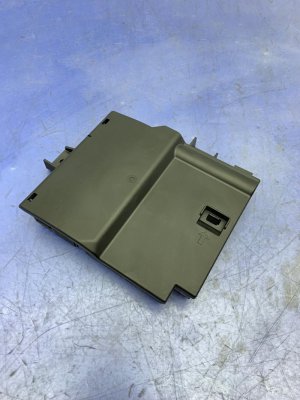 2019-2025 Audi Q8 Power Distribution Fuse Box (Used OEM)
