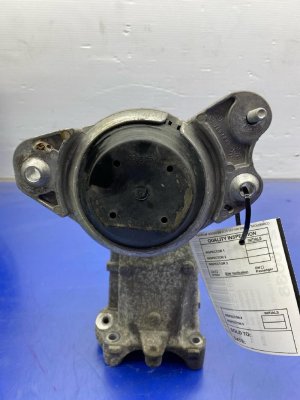2017-2020 Mercedes-Benz E500 Engine Mount Bracket (Used OEM)