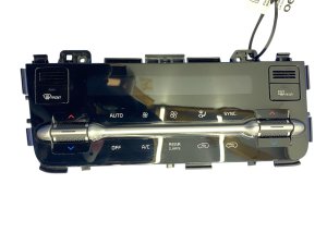 2022-2024 Kia Carnival Dashboard Climate Control Switch Panel (Used OEM)