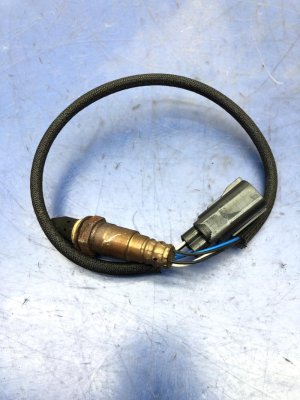 2015-2016 Volvo S80 Upstream Oxygen Sensor - Front (Used OEM)