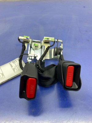 2023-2025 Honda HR-V Seat Belt Buckle - Rear, Right (Passenger) (Used OEM)