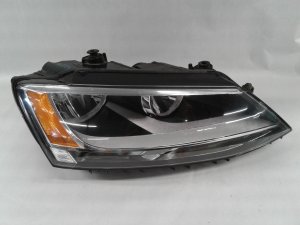 2012-2014 Volkswagen GTI Halogen Headlight Assembly - Right (Passenger) (Used OEM)