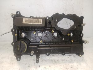 2016-2018 Hyundai Tucson Plastic Engine Valve Cover (Used OEM)