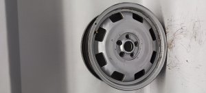 2016 Volkswagen Beetle Gray 17x7 Heritage Style Alloy Wheel (Used OEM)