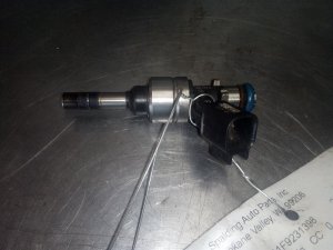 2012-2015 Chevrolet Camaro Fuel Injector (Used OEM)