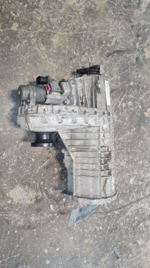 2004-2006 Porsche Cayenne Transfer Case Assembly (Used OEM)