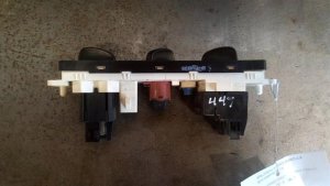 2000-2005 Ford Excursion Manual Temperature Control (Used OEM)
