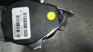 2010 GMC Terrain Black Seat Belt Assembly with Tensioner - Front, Right (Passenger) (Used OEM)