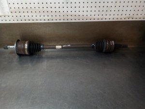2005-2008 Dodge Magnum Rear Drive Axle Shaft - Right (Passenger) (Used OEM)