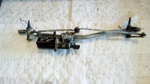 2006-2009 Mazda 3 Windshield Wiper Motor - Front (Used OEM)