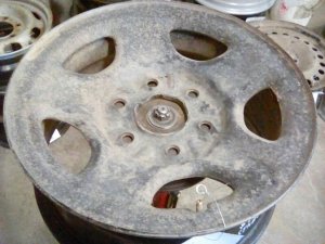 2001-2006 GMC Yukon Black 16x6.5 Steel Full Size Spare Wheel (Used OEM)
