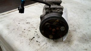  International 4300 Sanden 7-Groove Pad Mount A/C Compressor (Used OEM)