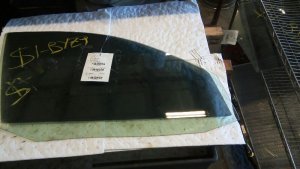 1999-2011 Volkswagen Jetta Door Glass - Front, Right (Passenger) (Used OEM)