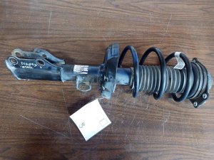 2018 Chevrolet Equinox Front Suspension Strut - Left (Driver) (Used OEM)
