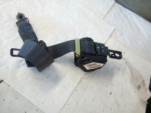2006-2010 Jeep Commander Gray Seat Belt Assembly - Front (Used OEM)