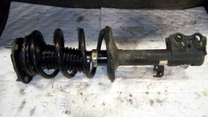 2009-2010 Pontiac Vibe Suspension Strut - Right (Passenger) (Used OEM)