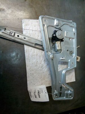 2005-2008 Chevrolet Equinox Power Window Regulator - Front, Right (Passenger) (Used OEM)