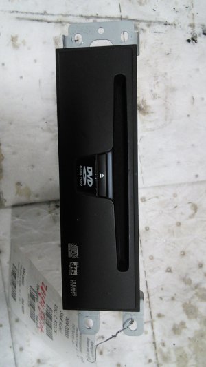 2006-2010 INFINITI M35 Console Mounted Entertainment DVD Player (Used OEM)