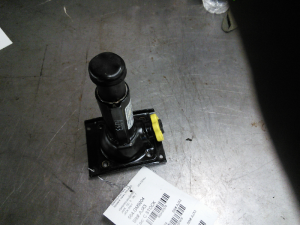 2000-2006 GMC Yukon XL Scissor Jack (Used OEM)
