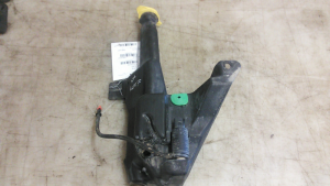 2013-2014 Ram 3500 Windshield Washer Reservoir Assembly (Used OEM)