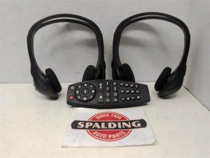 2005-2009 Saturn Relay Rear Seat Entertainment Wireless Headphones (Used OEM)